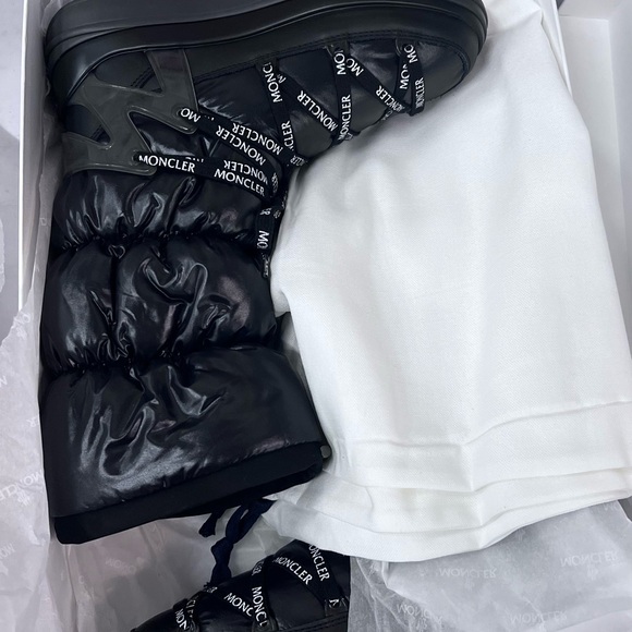 Moncler Boots - Picture 3 of 3